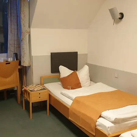 Regenbogenhaus Szálloda