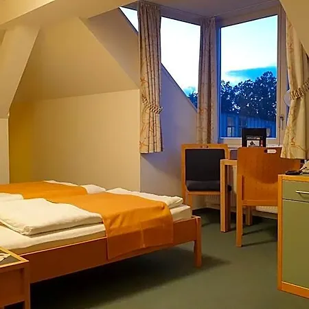 Hotel Regenbogenhaus 3*