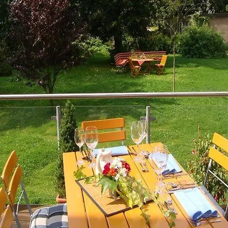 Szálloda Regenbogenhaus 3*